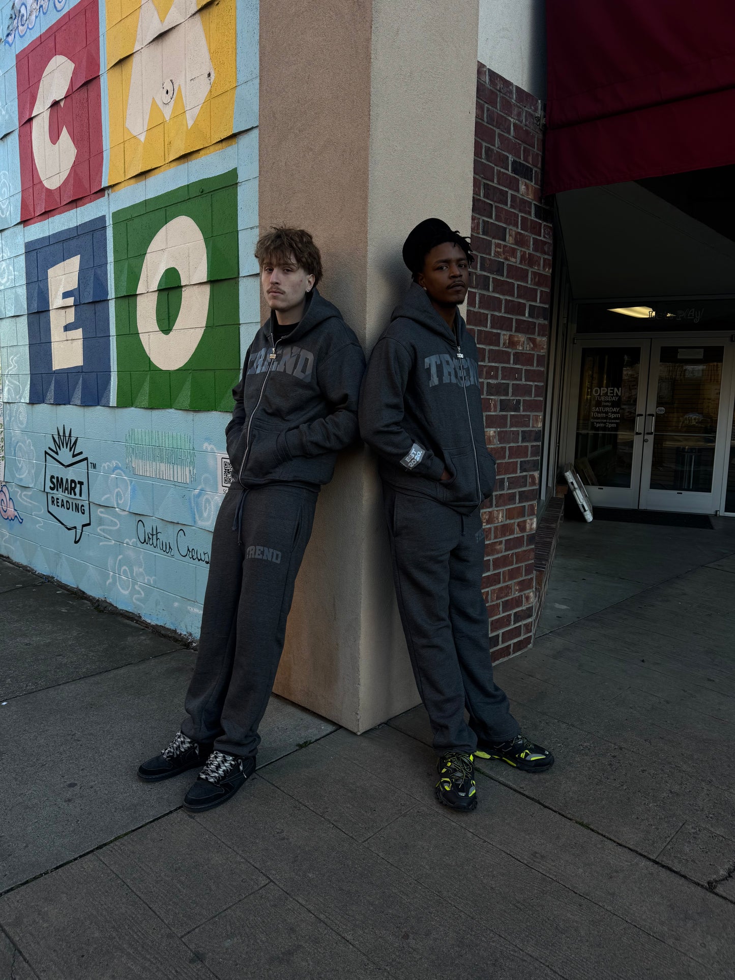 METAL GREY ZIP UP