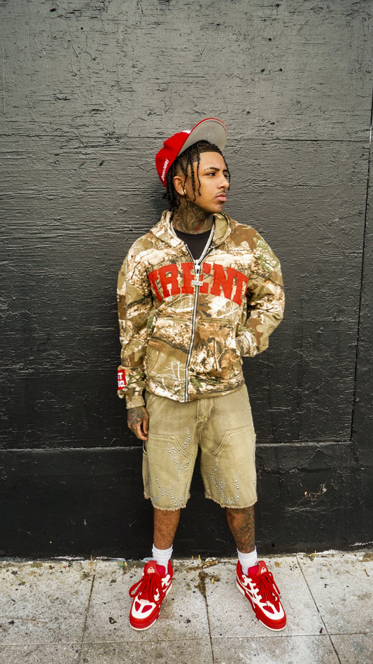 RED CAMO ZIP UP