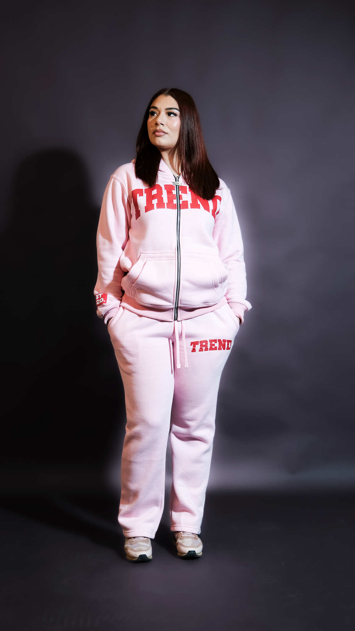 PINK V DAY ( SWEATS )