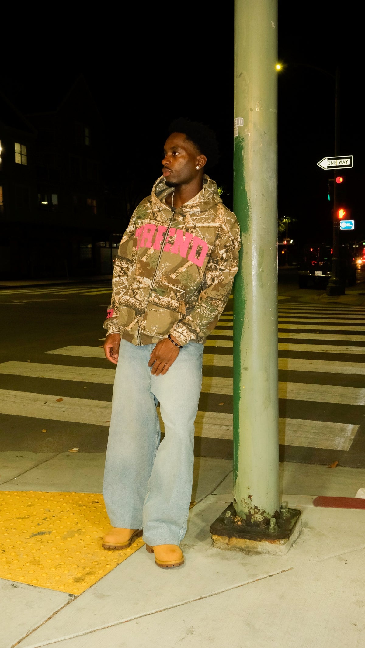 PINK CAMO ZIP UP